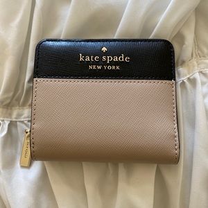 NWOT Kate Spade Staci Small Zip Around Wallet